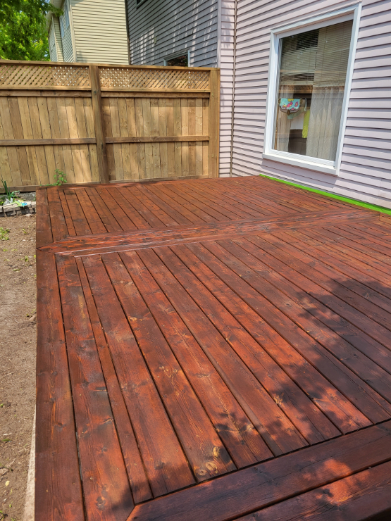 Deck staining oshawa (1)